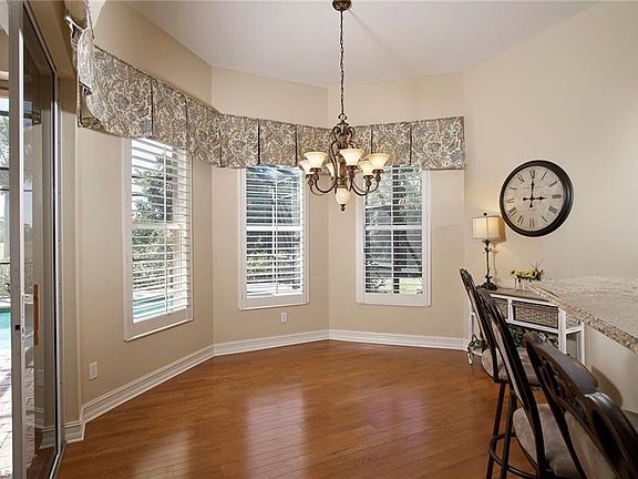 5th image of 7680 Sussex Ct