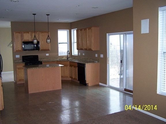 3rd image of 10858 Braemar Pkwy