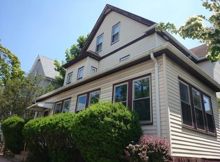 29 Wrentham St, Dorchester, MA 02124