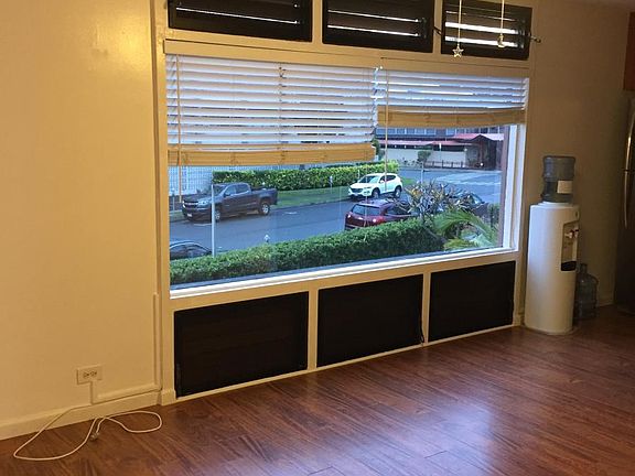 5th image of 910 Ahana St APT 201