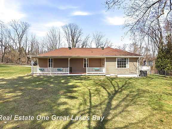2nd image of 3497 Cat Lake Rd