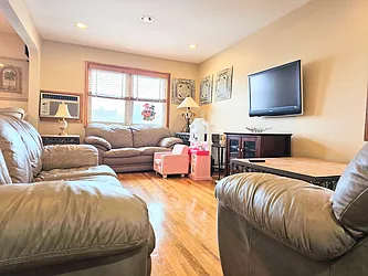 Rented by Virtual Real Estate