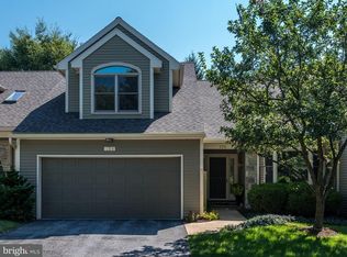 128 Deer Ford Dr, Lancaster, PA 17601