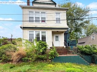 217 Forest St FLOOR 3, Belleville, NJ 07109