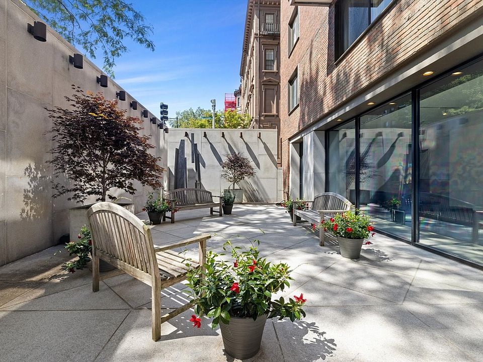1st image of 180 Beacon St #15B