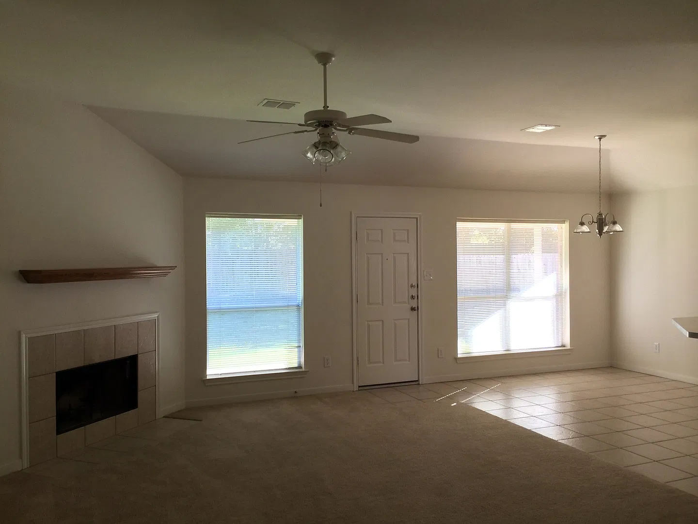 3BR / 2BA Duplex in Hewitt, Texas | Midway ISD — Photo 1