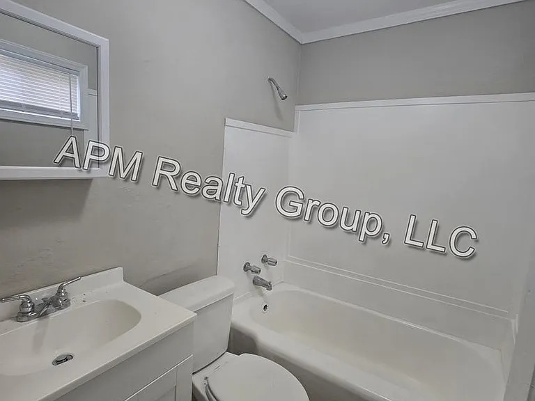 1215 King St — Photo 6
