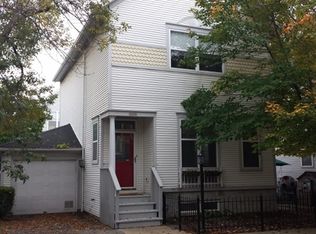 2907 N Wolcott Ave #B, Chicago, IL 60657