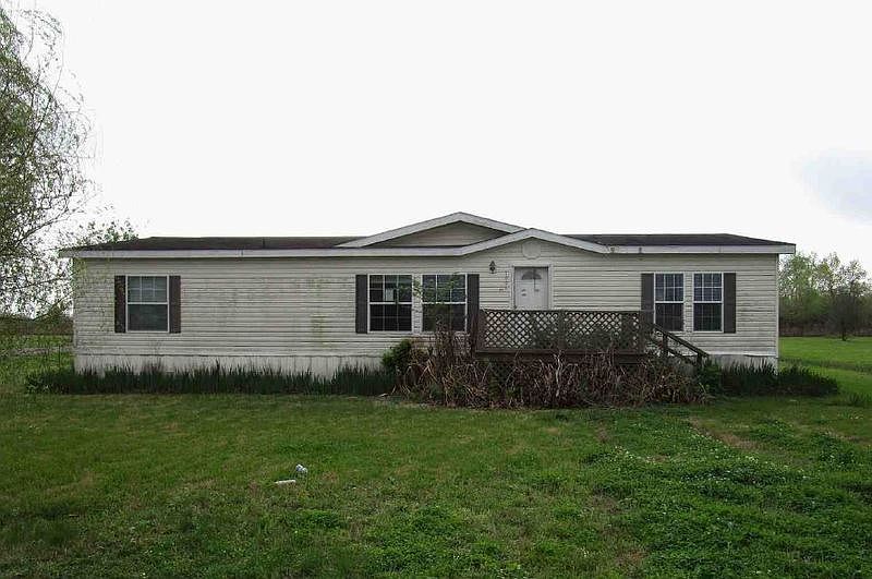 1st image of 1006 Oak View Dr