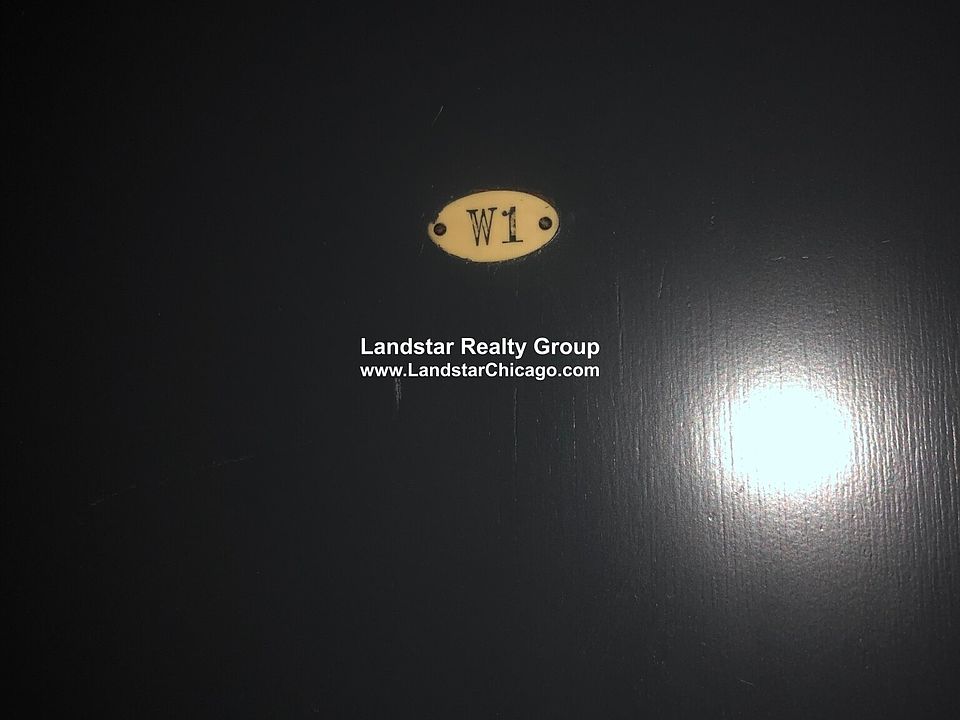 1st image of 2625 W Gunnison St #W1