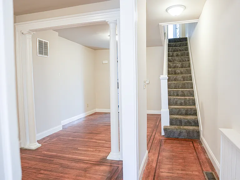 2813 W Mulberry St — Photo 12