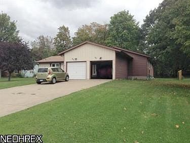 3rd image of 1549 Taft Dr