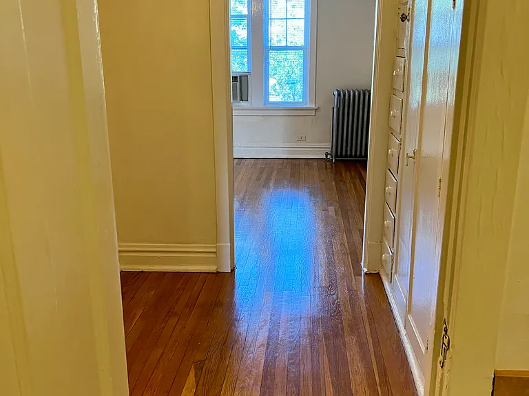 2429 Sutton Blvd #3S — Photo 14