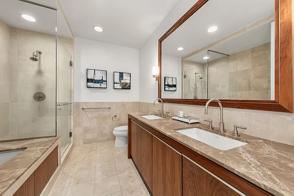 Rented by SERHANT. | media 6