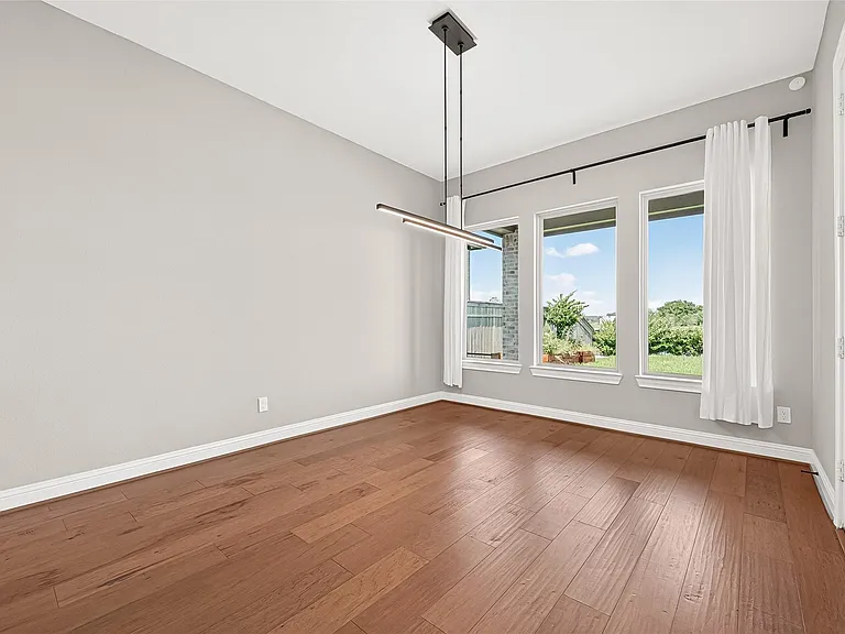 1635 Delta Oaks Dr — Photo 12
