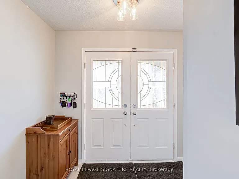 25 Beadle Dr — Photo 3