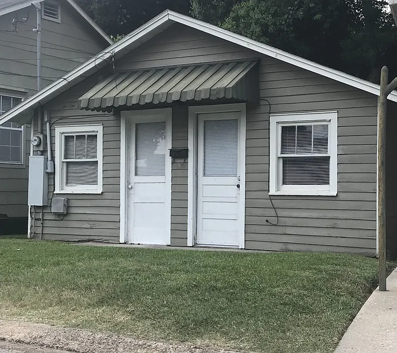 106 Saint Michael St
