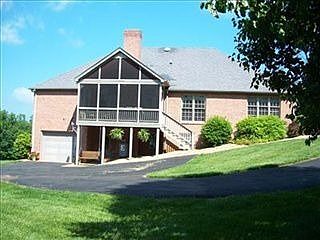 4th image of 111 Mount Haven Dr