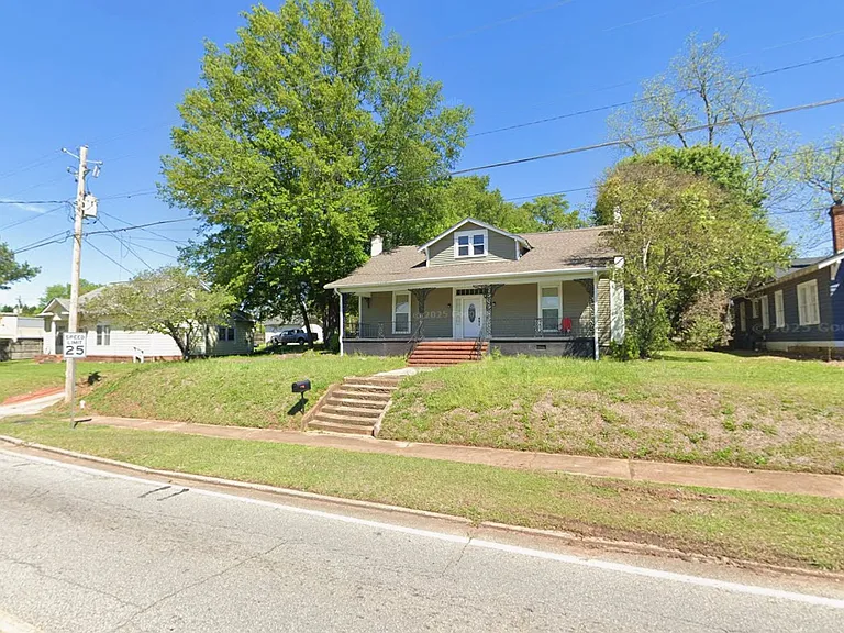 220 Forsyth St — Photo 1