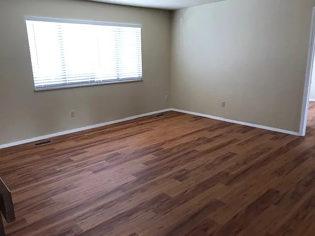 1854 Chapel Hills Dr — Photo 9