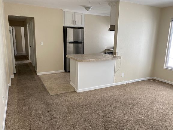 3rd image of 211 Stockton Ave #6