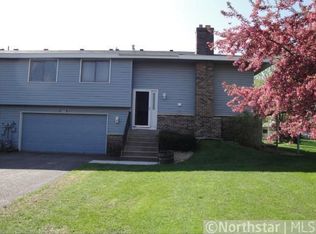 3592 Avon Ct, Woodbury, MN 55125