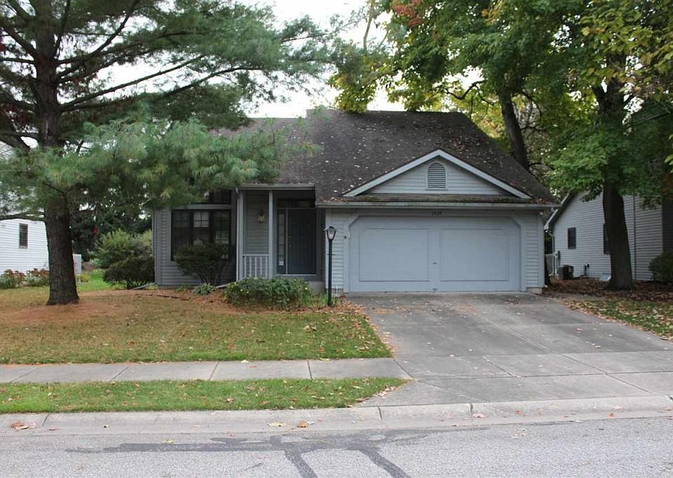 1st image of 3420 Creekwater Ln