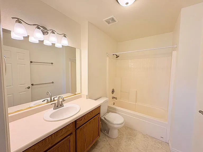 334 W Mountain View Dr — Photo 15