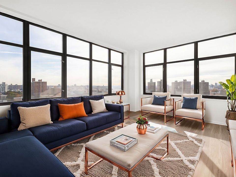 1st image of 424 Bedford Ave APT 17C