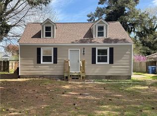 1128 Lilac Ave, Chesapeake, VA 23325