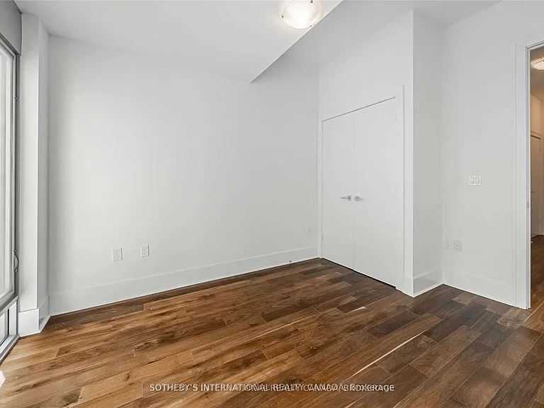 29 Queens Quay E #Townhouse 113 — Photo 23