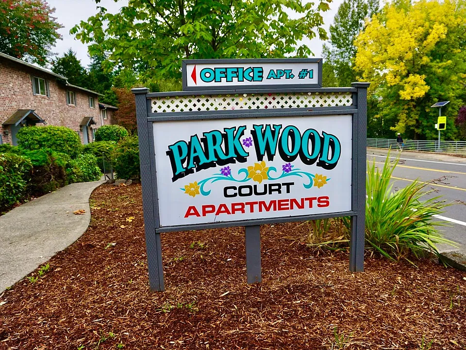 Parkwood Court Apartments