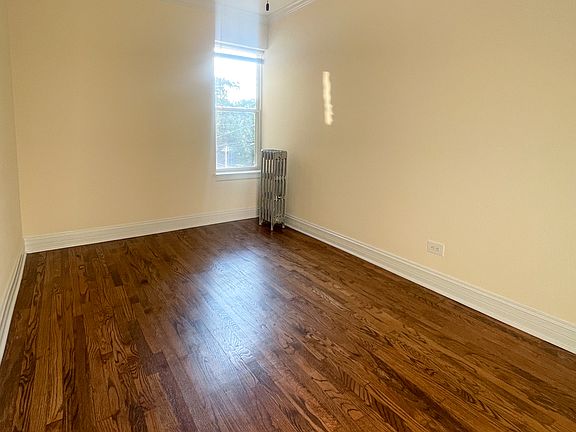 4th image of 2138 N Campbell Ave #2