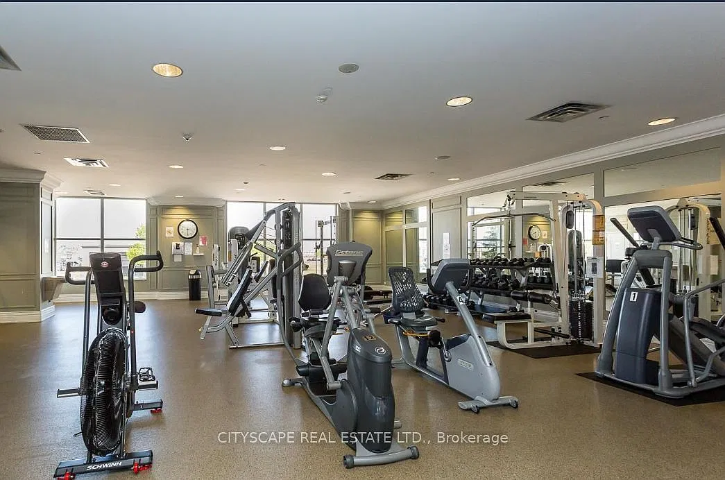 1 bed, $1,300 — Photo 4