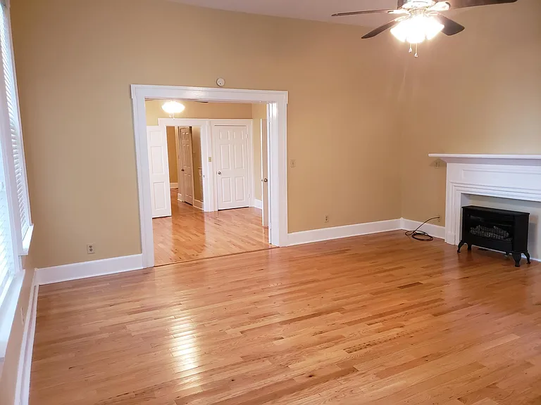 105 S McLemore Ave #2 — Photo 8