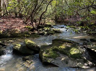 16 Thomas Springs Rd, Crossville, TN 38572