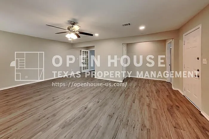 1306 Pinon Dr — Photo 6