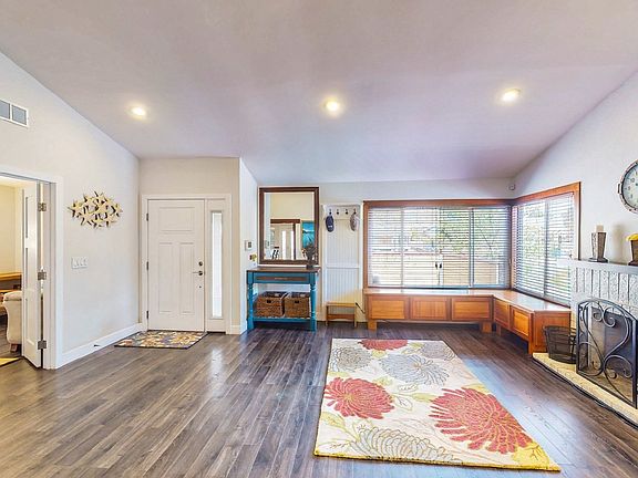 5th image of 6543 Peachtree Ln