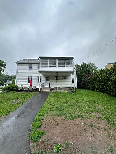 32 Carmel St Photo 1