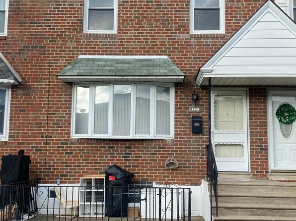 3721 Genesee Dr, Philadelphia, PA 19154