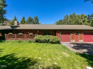 100 Willowstone Ct, Gypsum, CO 81637