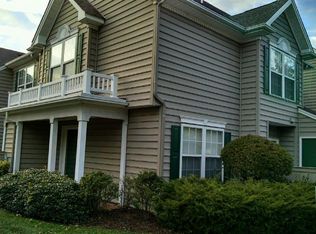 2413 Old Greenbrier Rd, Chesapeake, VA 23325