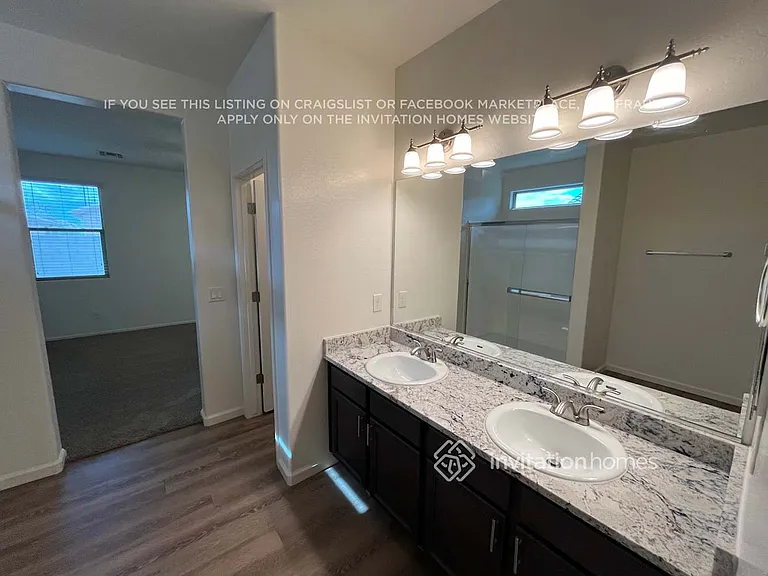 17950 W Tina Ln — Photo 12