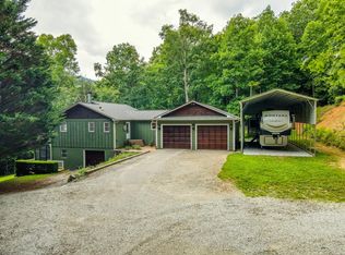 550 Brandon Ln, Otto, NC 28763