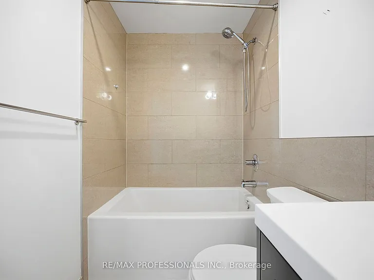 2 Old Mill Dr #612 — Photo 28