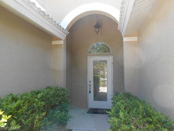 3rd image of 2233 Heritage Greens Dr