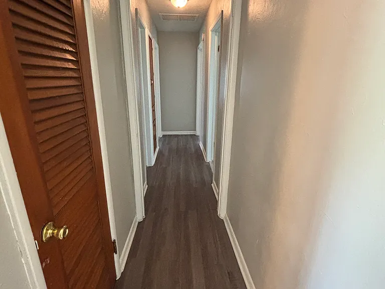 19025 Oakmont North Dr — Photo 9