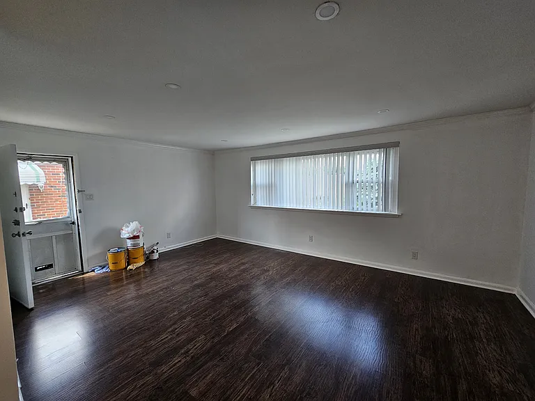 1612 Benson St #2 — Photo 15