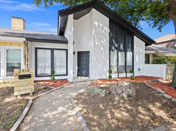 2216 Chase Ct, Dalworthington Gardens, TX 76013