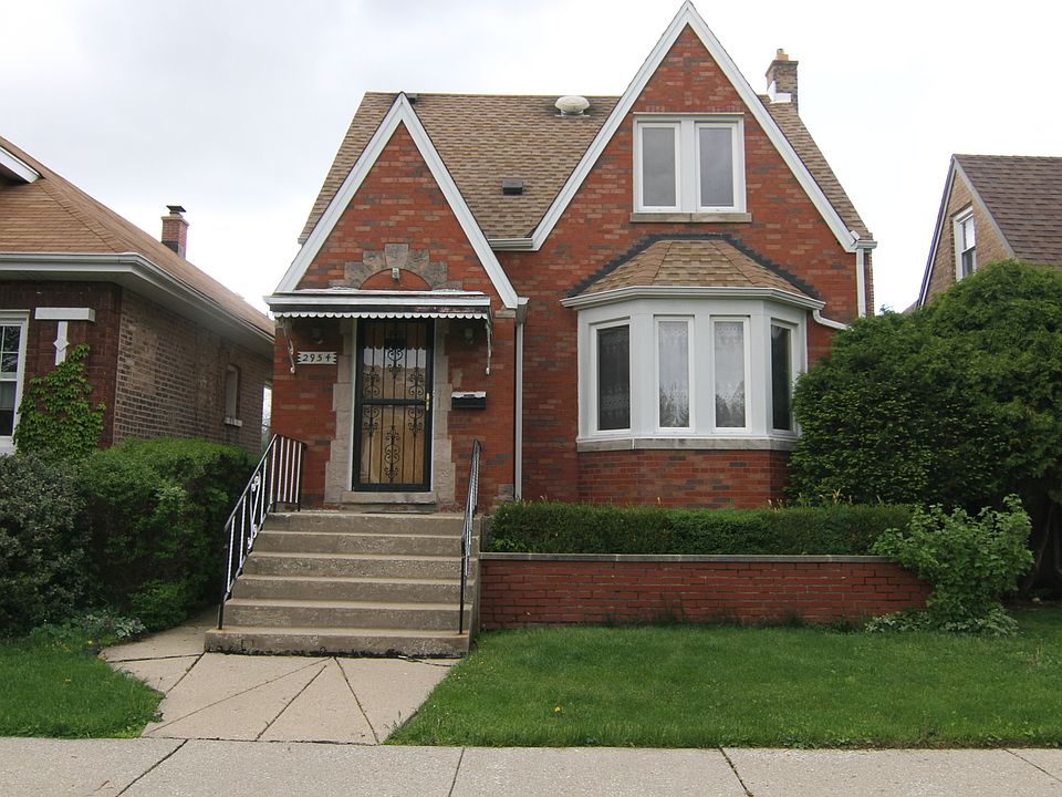 1st image of 2954 N Mont Clare Ave